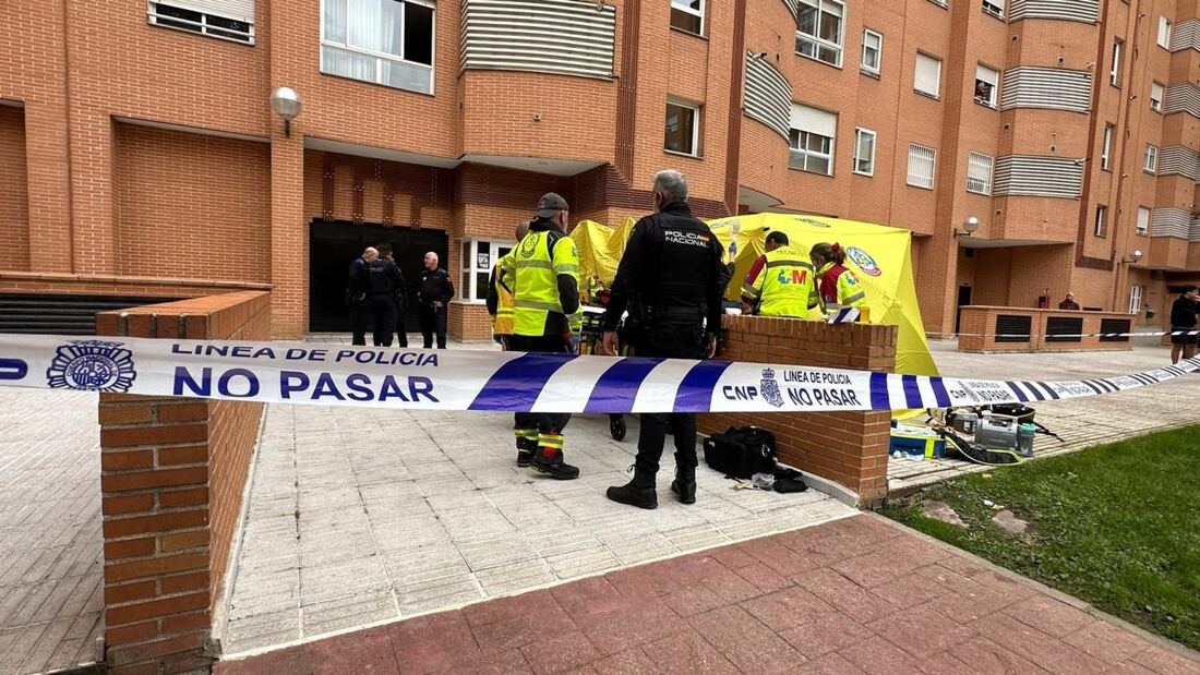Muere una mujer de 52 años tras ser hallada con múltiples heridas de arma blanca en Carabanchel