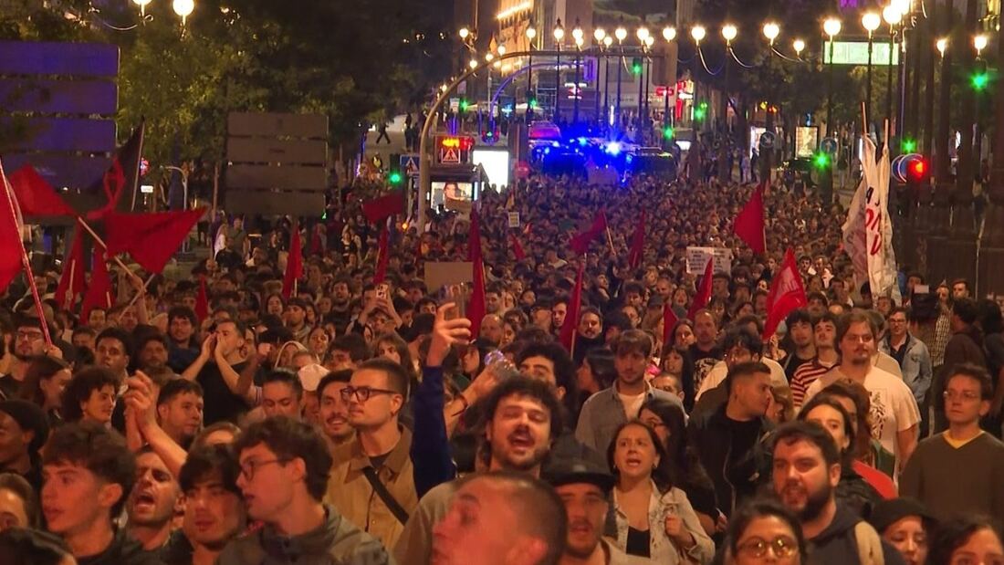 La protesta por la vivienda lleva a miles de personas hasta Cibeles