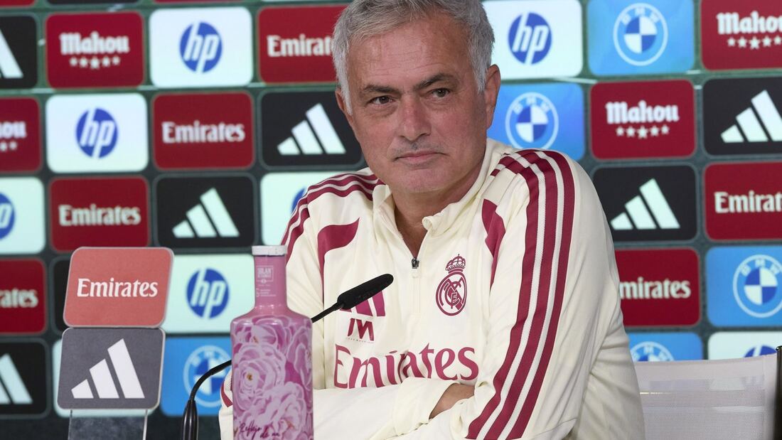 Mourinho ironiza sobre el calendario del Real Madrid