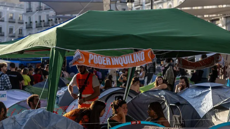 El PP pide actuar ante el "campamento hippie" de Sol