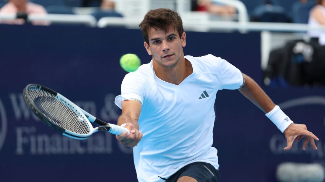 Rafa Jódar cae en Basilea y se aleja de las ATP Finals