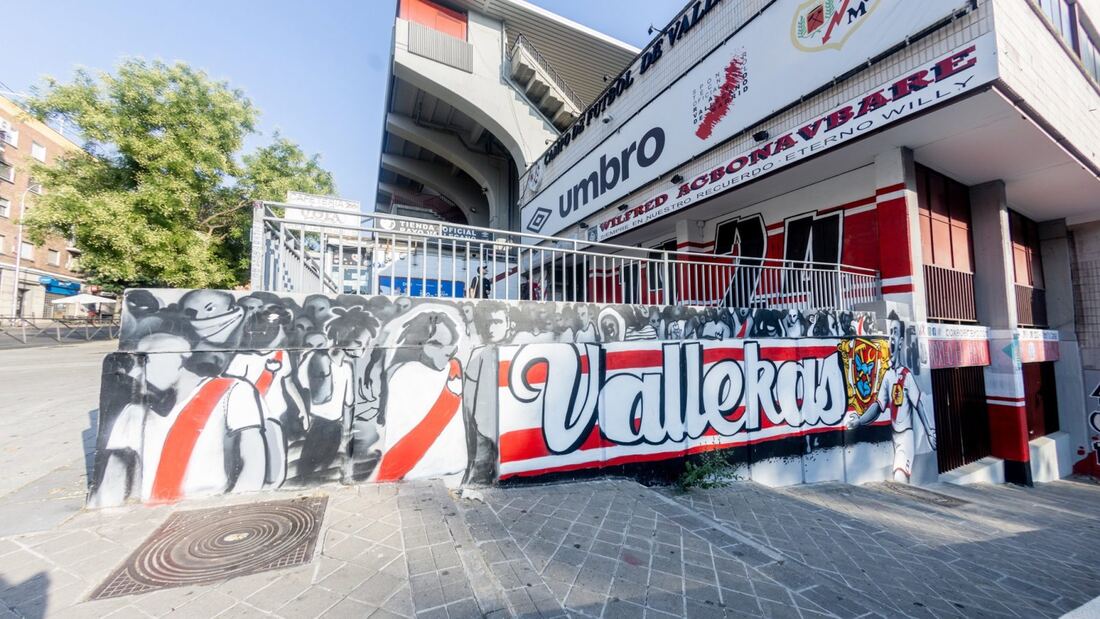 La histórica franja volverá a las camisetas del Rayo
