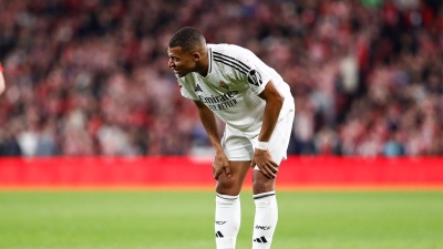  Kylian Mbappé sufre una lesión en el muslo de la pierna izquierda