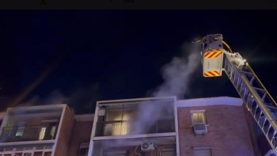 Sucesos.- Atendidas diez personas por inhalación de humo en un incendio de una vivienda en Carabanchel